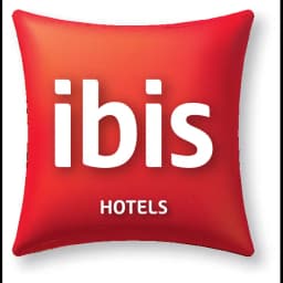 Logo Ibis Hotel — cliente Agmix Concreteira